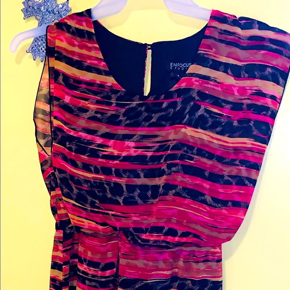 Beautiful dress brand-new size 4